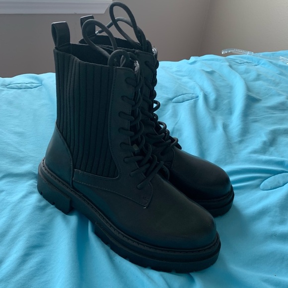 COMBAT STYLE LACE UP BLACK BOOTS SIZE 5.5 - Picture 7 of 7